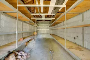 303-1/2 Ingleside Ave, Marietta, OH 45750 - Photo 17