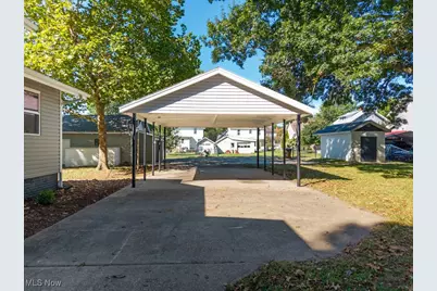 303-1/2 Ingleside Avenue, Marietta, OH 45750 - Photo 11