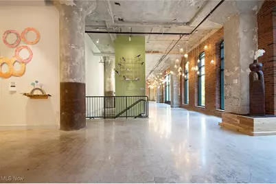 725 Johnson Court #413, Loveland, OH 44113 - Photo 3