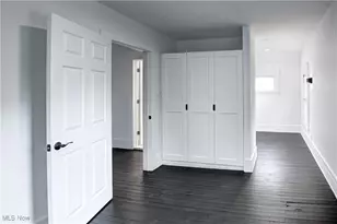 9605 Baltic Rd, Loveland, OH 44102 - Photo 17