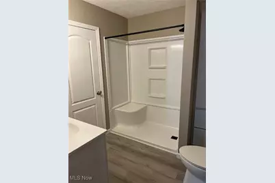 315 S Wallace Street, Uhrichsville, OH 44683 - Photo 9