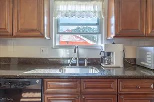 3776 Claridge Oval, Brunswick, OH 44212 - Photo 9