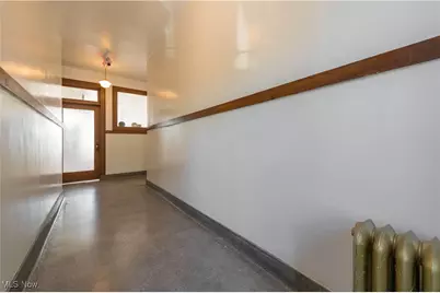 2082 W 65th, Loveland, OH 44102 - Photo 9