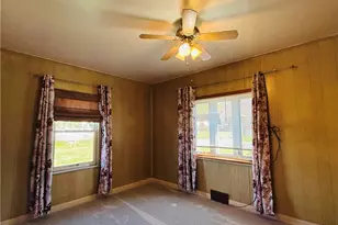 141 Cleveland Rd, Weirton, WV 26062 - Photo 11