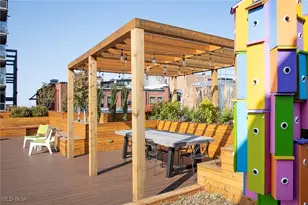 725 Johnson Ct, Loveland, OH 44113 - Photo 23