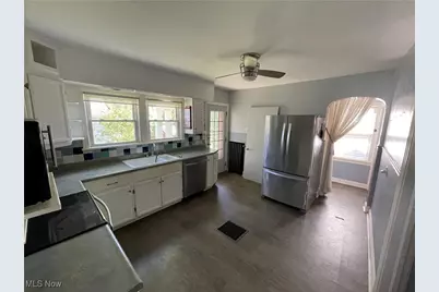 1867 Coronado Avenue, Youngstown, OH 44504 - Photo 7