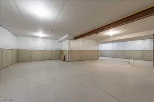 8896 Firethorne Dr, Columbia Station, OH 44028 - Photo 37