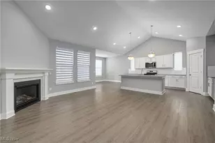 8896 Firethorne Dr, Columbia Station, OH 44028 - Photo 9