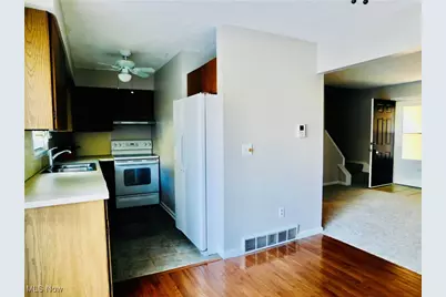 1246 W Maple Street #4A, North Canton, OH 44720 - Photo 11