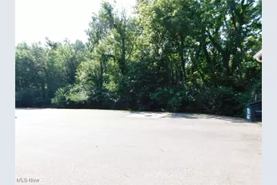 1246 W Maple Street #4A, North Canton, OH 44720 - Photo 35