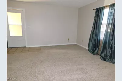 1246 W Maple Street #4A, North Canton, OH 44720 - Photo 7