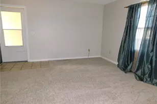 1246 W Maple St, North Canton, OH 44720 - Photo 7