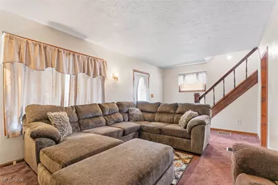 1821 Wallace Avenue NE, Canton, OH 44705 - Photo 7