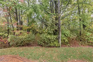 5277 Spruce Pointe Ln, Brunswick, OH 44212 - Photo 35