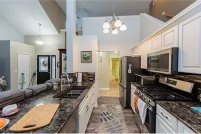 5277 Spruce Pointe Lane, Brunswick, OH 44212 - Photo 15