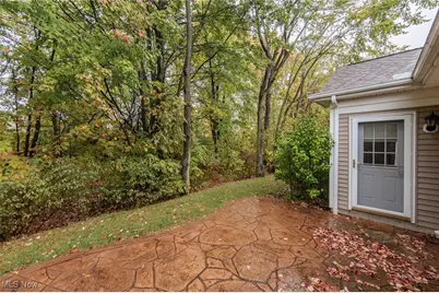 5277 Spruce Pointe Lane, Brunswick, OH 44212 - Photo 33