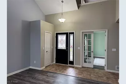 5277 Spruce Pointe Lane, Brunswick, OH 44212 - Photo 7