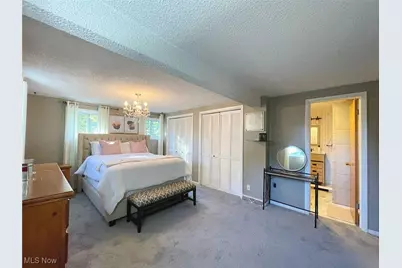 284 Kenilworth Drive, Akron, OH 44313 - Photo 13