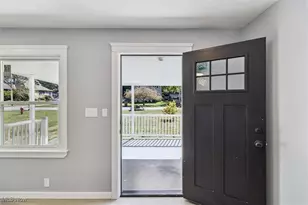 317 E 44th St, Lorain, OH 44052 - Photo 3