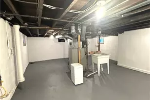 773 Montana Ave, Akron, OH 44314 - Photo 17