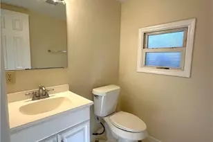 773 Montana Ave, Akron, OH 44314 - Photo 9