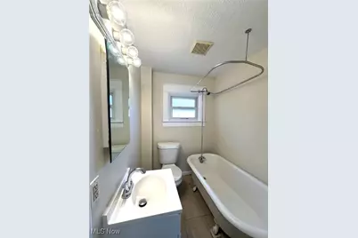 773 Montana Avenue, Akron, OH 44314 - Photo 15