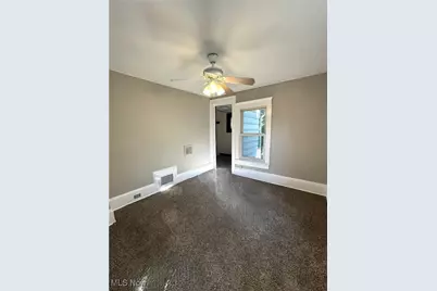 773 Montana Avenue, Akron, OH 44314 - Photo 13