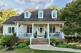 2011 E Swan Lake Cir, Kent, OH 44240 - Photo 3