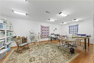 2011 E Swan Lake Cir, Kent, OH 44240 - Photo 35