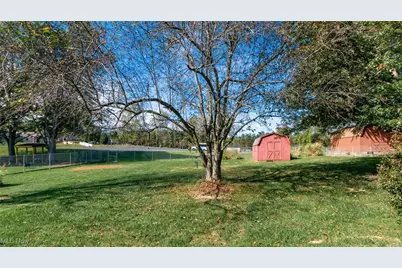 3845 Dresden Road, Zanesville, OH 43701 - Photo 3