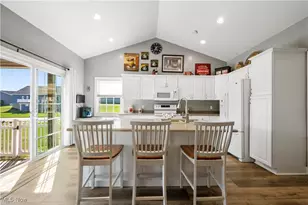 963 St Brendan Dr, Canal Fulton, OH 44614 - Photo 17