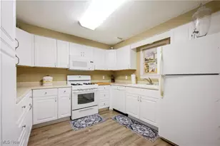 963 St Brendan Dr, Canal Fulton, OH 44614 - Photo 33