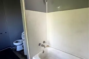 5806 Fleet Ave, Loveland, OH 44105 - Photo 9