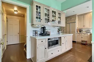 14575 Shaker Blvd, Huber Heights, OH 44120 - Photo 11