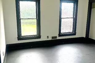 471 S 4th St, Steubenville, OH 43952 - Photo 9