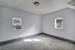 1225 E 71st St, Loveland, OH 44103 - Photo 9