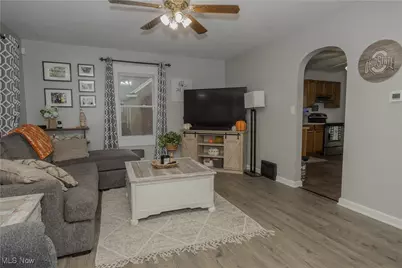 2943 S Union Avenue, Alliance, OH 44601 - Photo 5