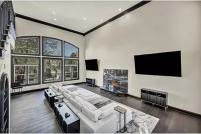 10640 Bayshire Trail, Kirtland, OH 44094 - Photo 15