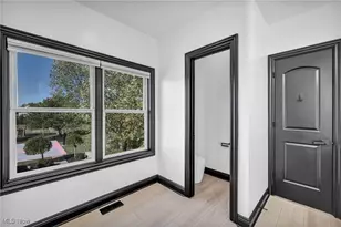 10640 Bayshire Trail, Kirtland, OH 44094 - Photo 27