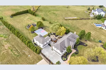 10640 Bayshire Trail, Kirtland, OH 44094 - Photo 45