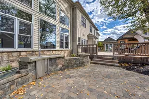 10640 Bayshire Trail, Kirtland, OH 44094 - Photo 43