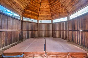 10640 Bayshire Trail, Kirtland, OH 44094 - Photo 41