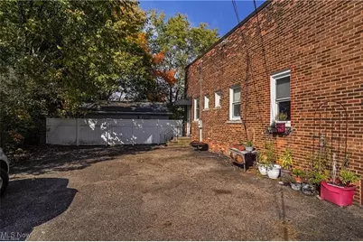 2890 Bailey Road, Cuyahoga Falls, OH 44221 - Photo 23