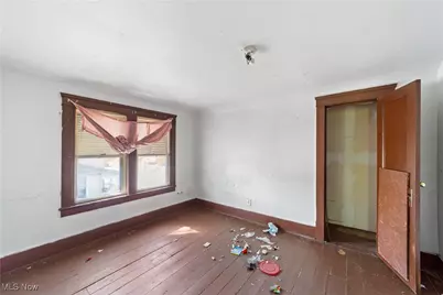 911 W 9th Street, Lorain, OH 44052 - Photo 13