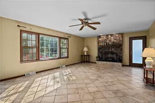 48221 Rice Rd, Amherst, OH 44001 - Photo 9