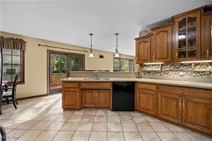 48221 Rice Rd, Amherst, OH 44001 - Photo 15