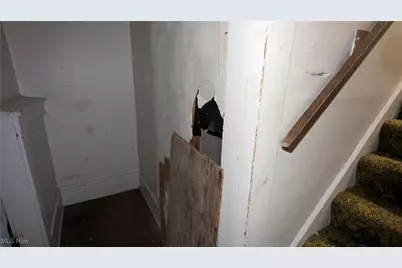 2227 6th Street SW, Akron, OH 44314 - Photo 35