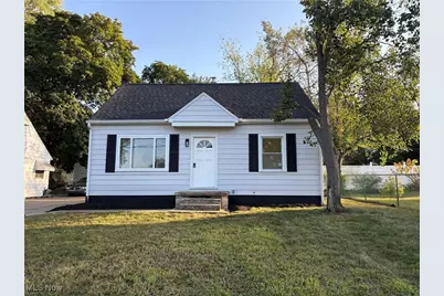 1530 Indianola Avenue, Akron, OH 44305 - Photo 1