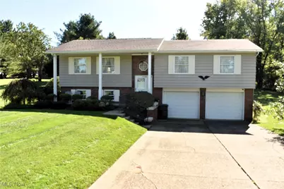2530 Monnie Place, Zanesville, OH 43701 - Photo 1