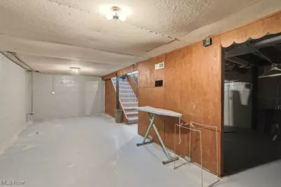 3166 7th Street, Cuyahoga Falls, OH 44221 - Photo 45